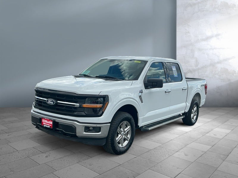 2025 Ford F-150 XLT in Oxford White — front three-quarter view