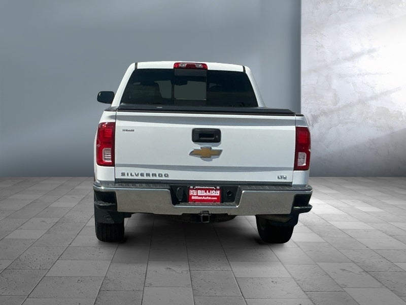 2017 Chevrolet Silverado 1500 — detail view