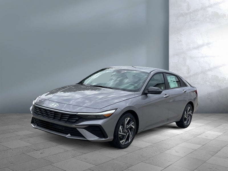 2025 Hyundai ELANTRA SEL Sport in Fluid Metal — front three-quarter view